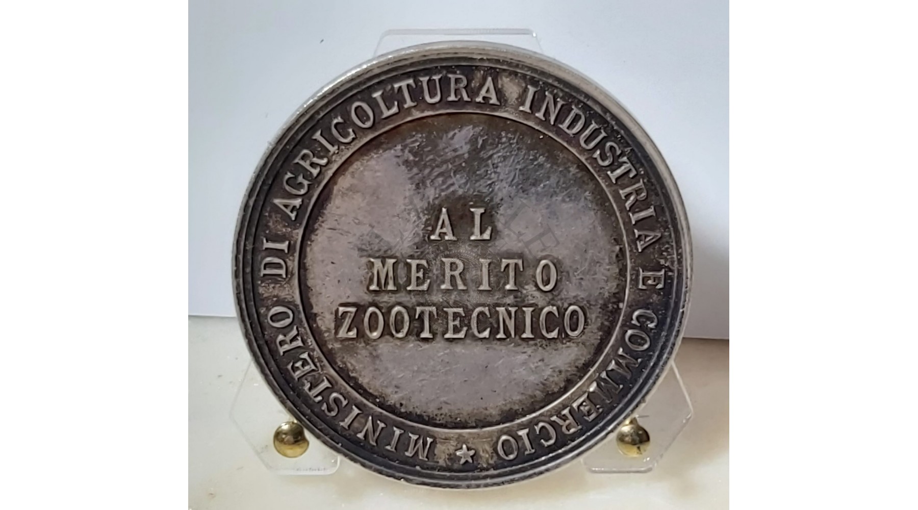 secondary image