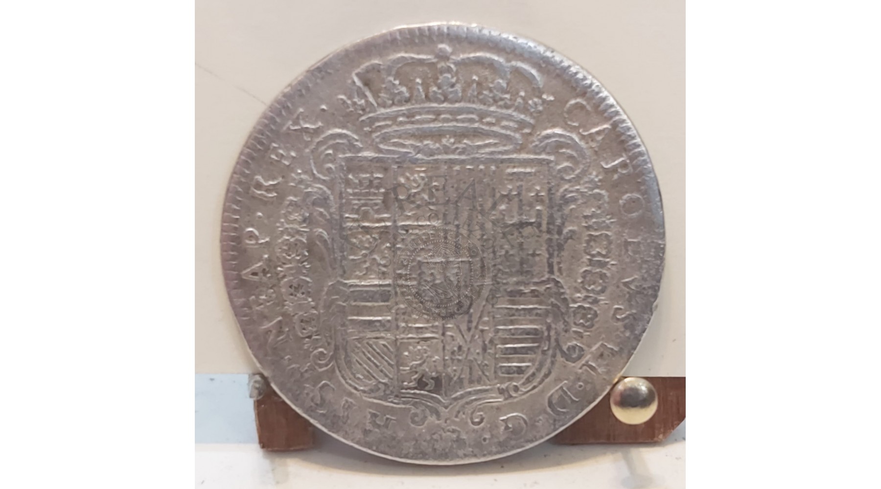 secondary image