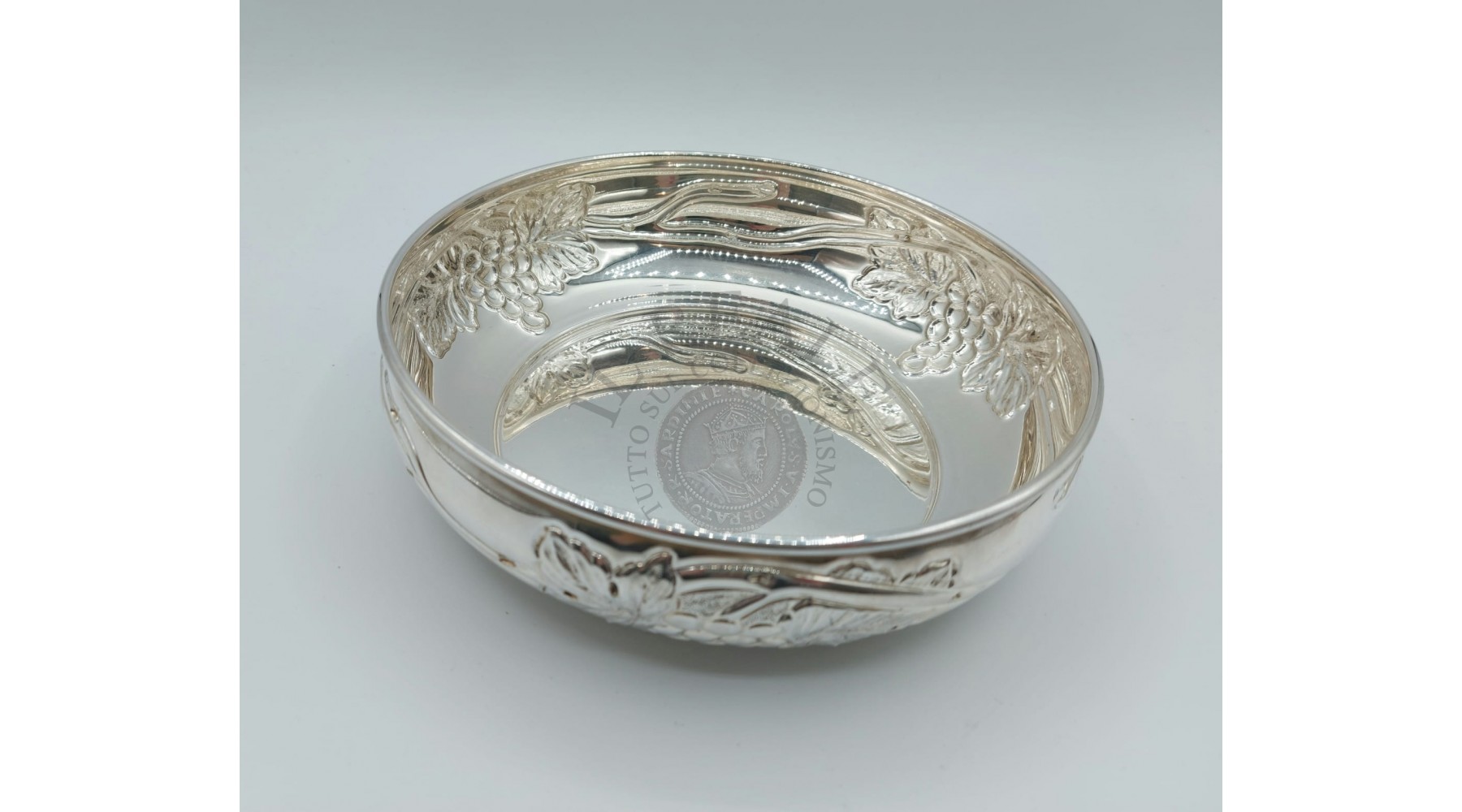 secondary image