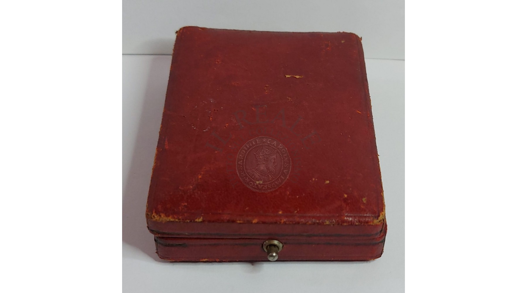 secondary image