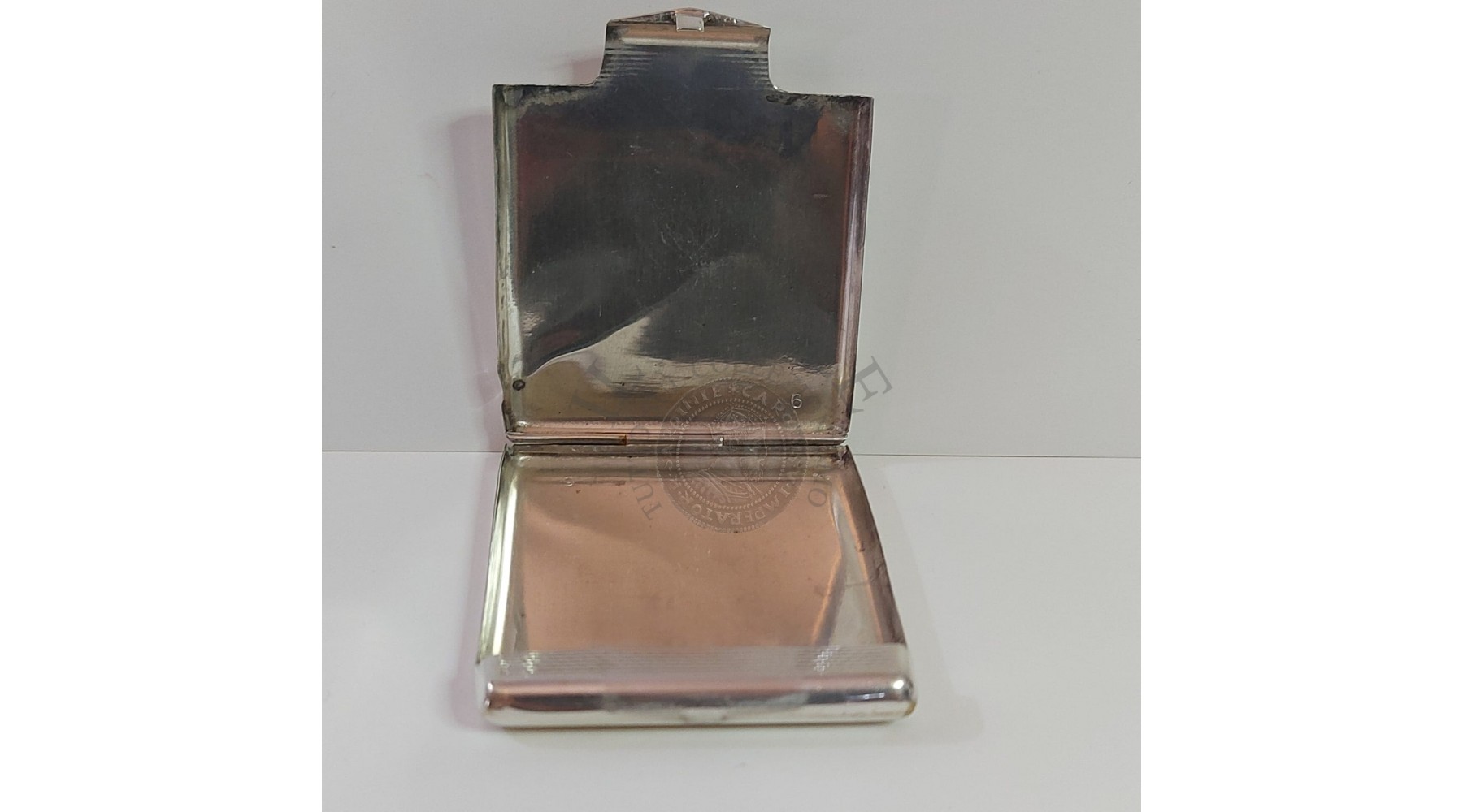 secondary image