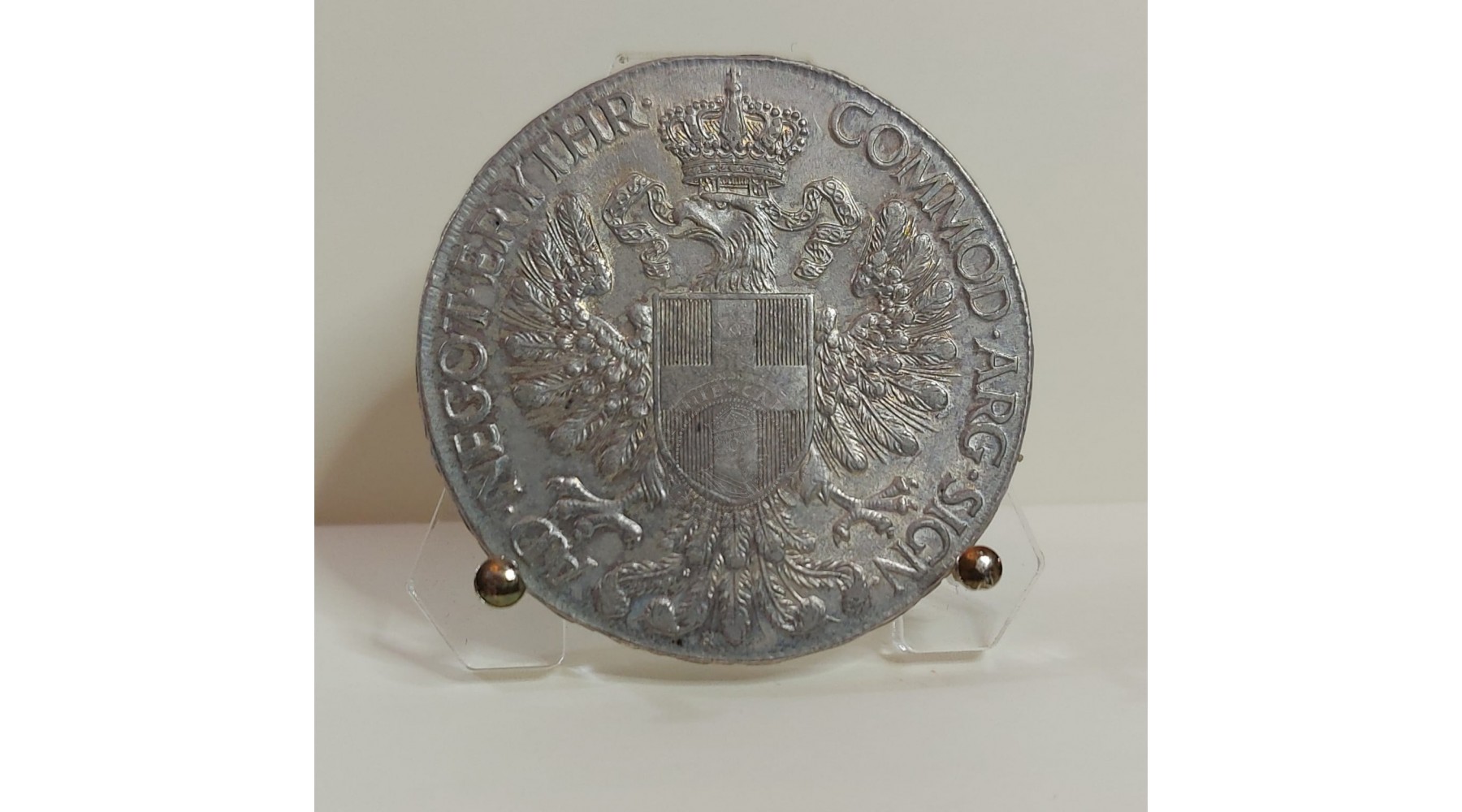secondary image