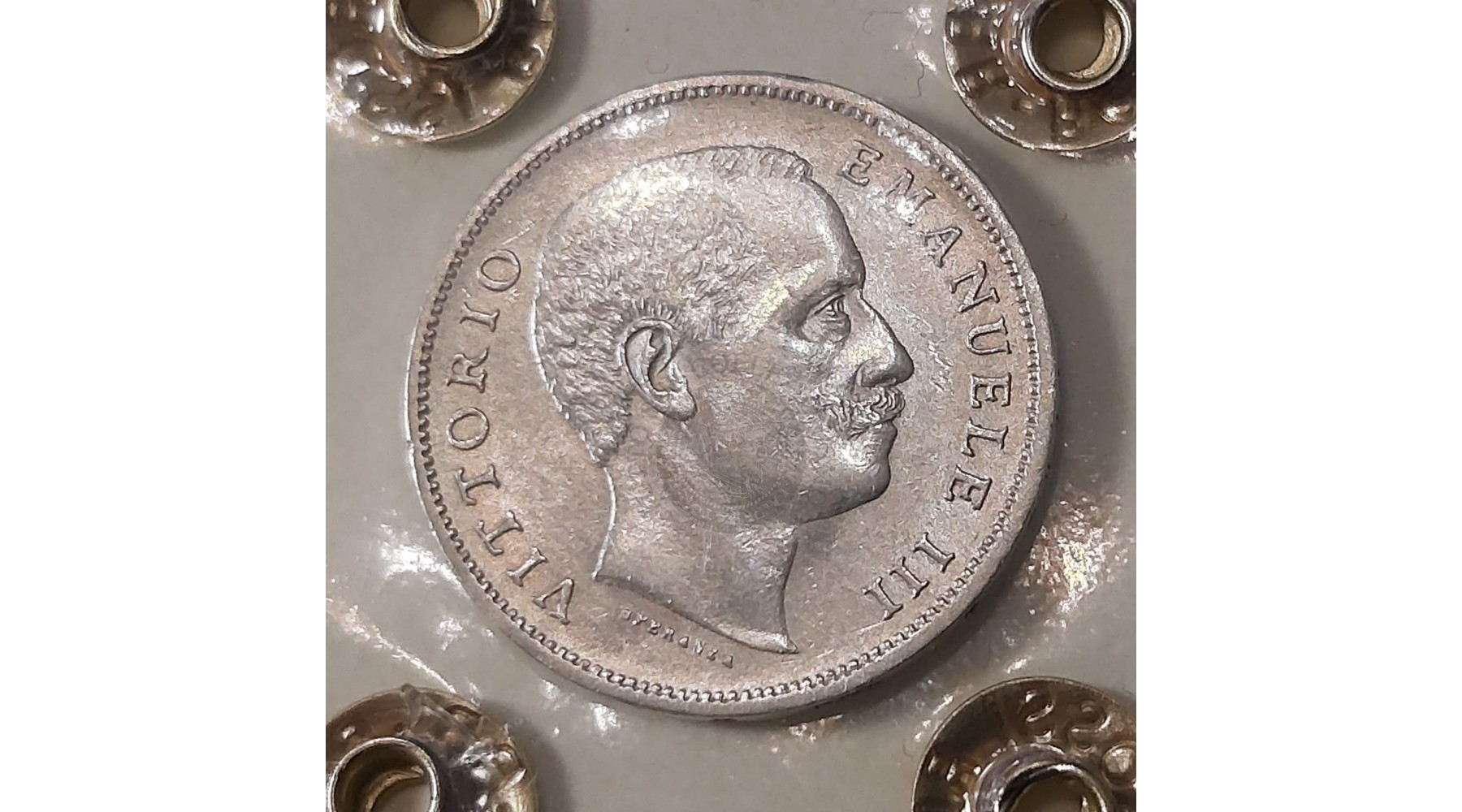 secondary image