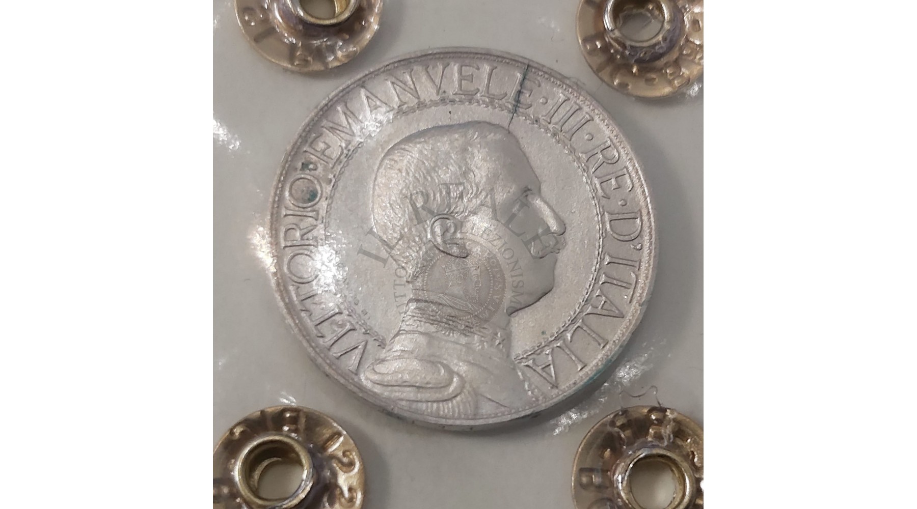 secondary image