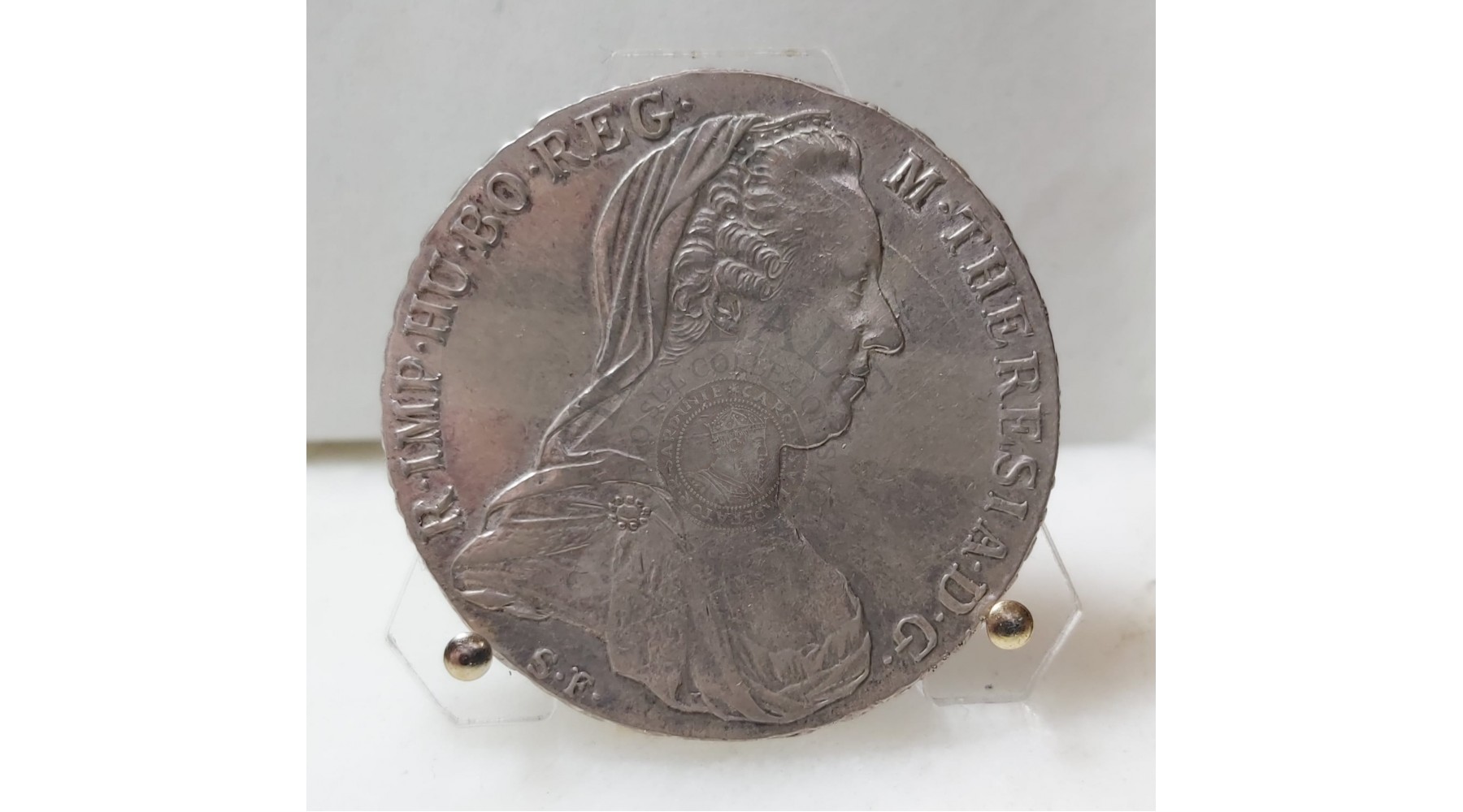 secondary image